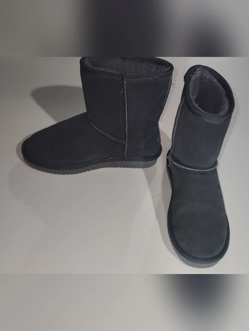 Dream Pairs Charcoal Gray Suede Like Winter Boots Size 8